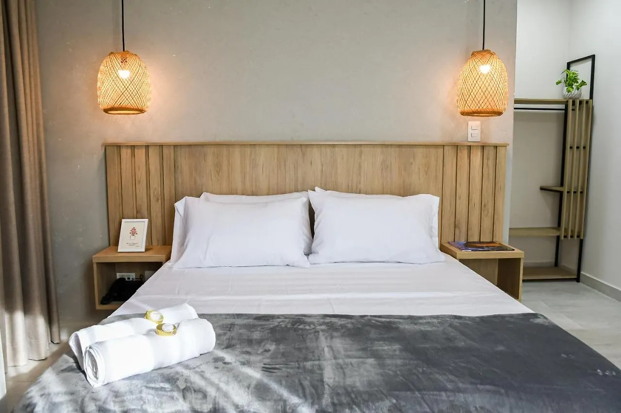 Hotel Amor De Mae 圣玛尔塔