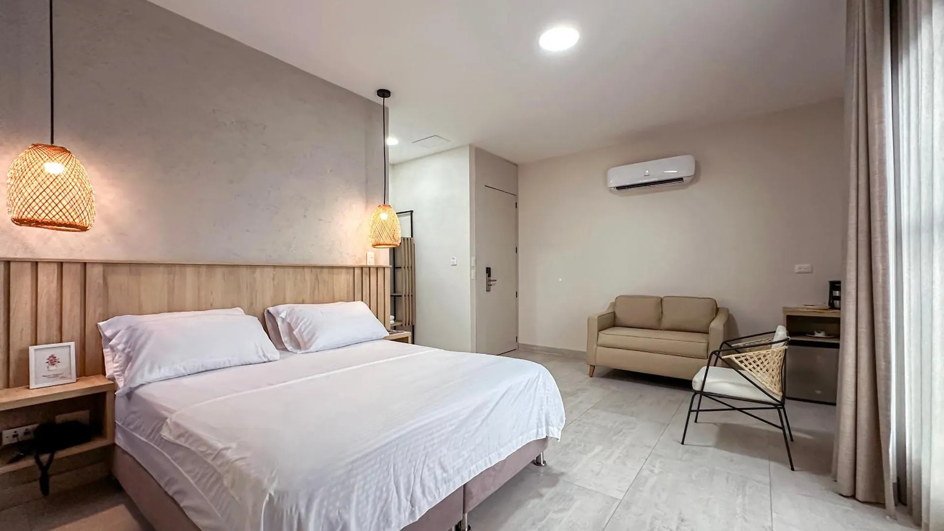 Hotel Amor De Mae 圣玛尔塔 4*,