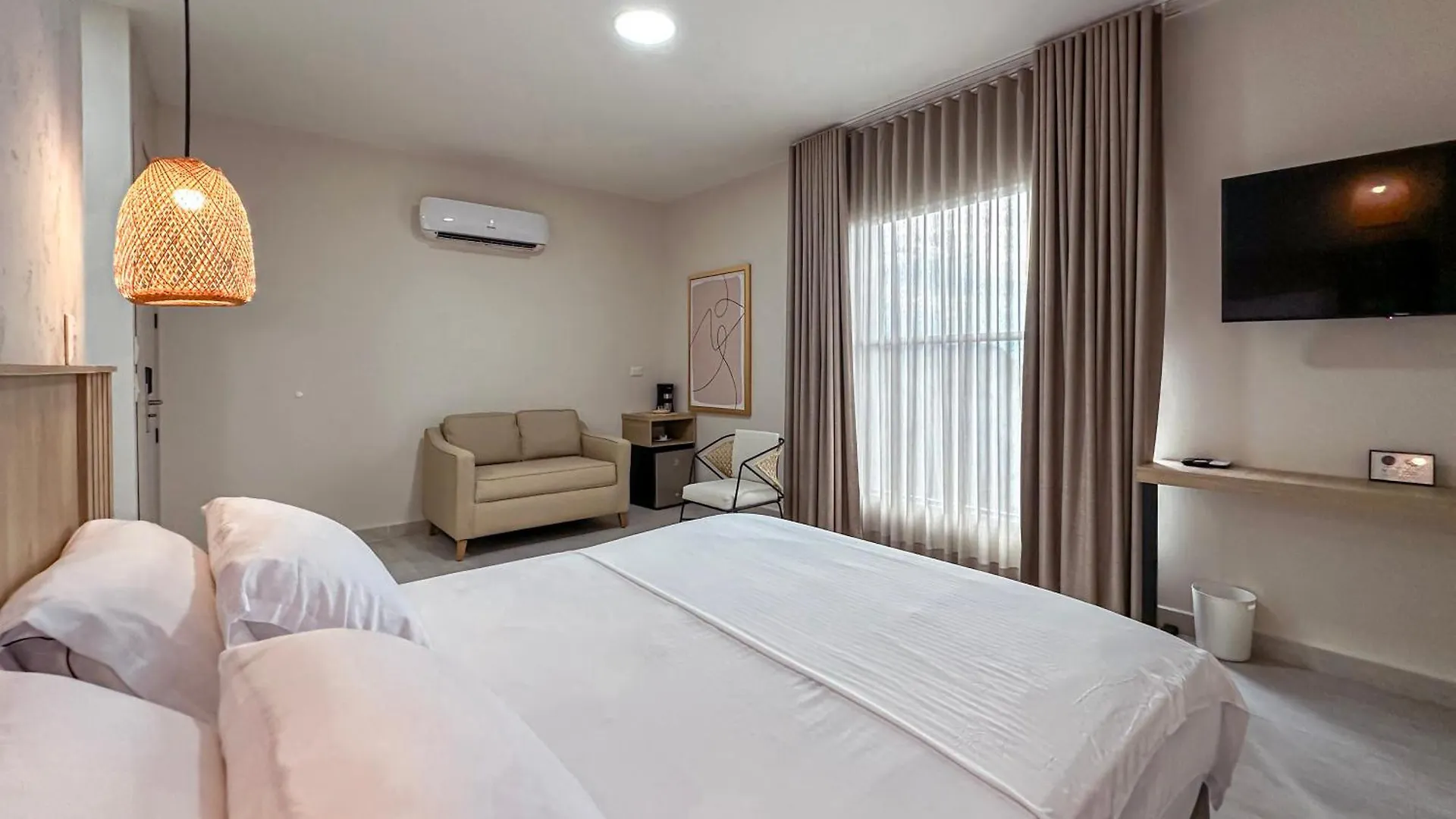 Hotel Amor De Mae 圣玛尔塔 4*,