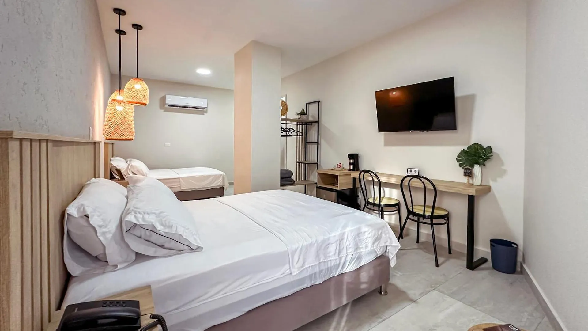 Hotel Amor De Mae 圣玛尔塔